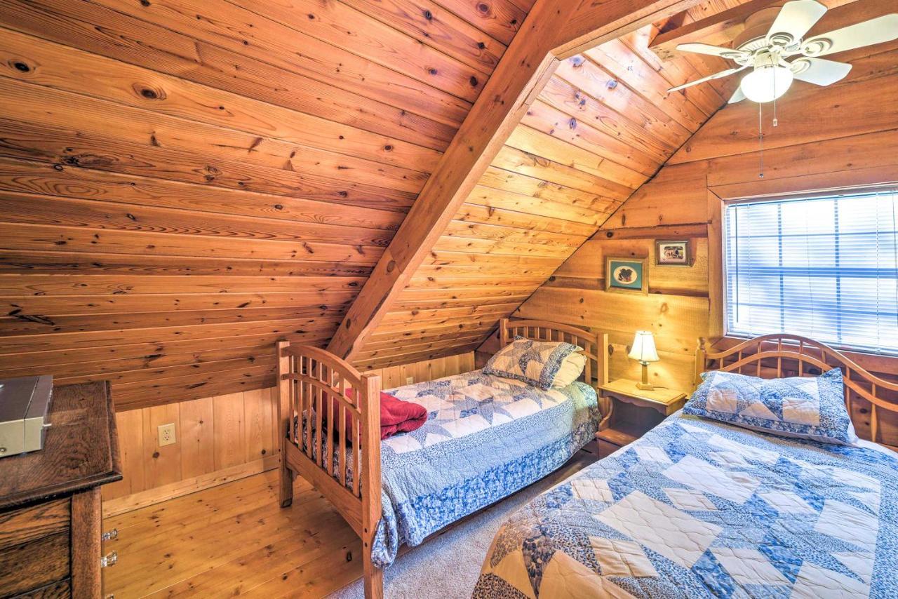 Cozy Tellico Plains Cabin With Large Mountain Creek! Екстер'єр фото